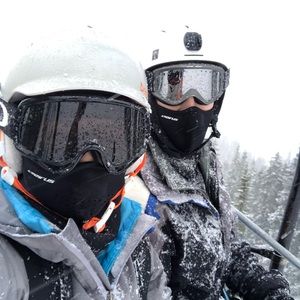 Meet your Posher, Alex